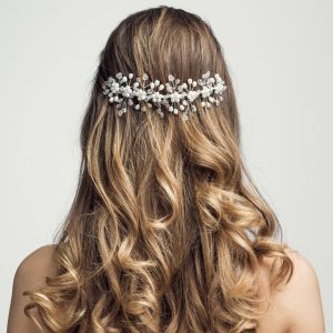 5 Bridal hairstyles with down hair-Behairstyle.gr
