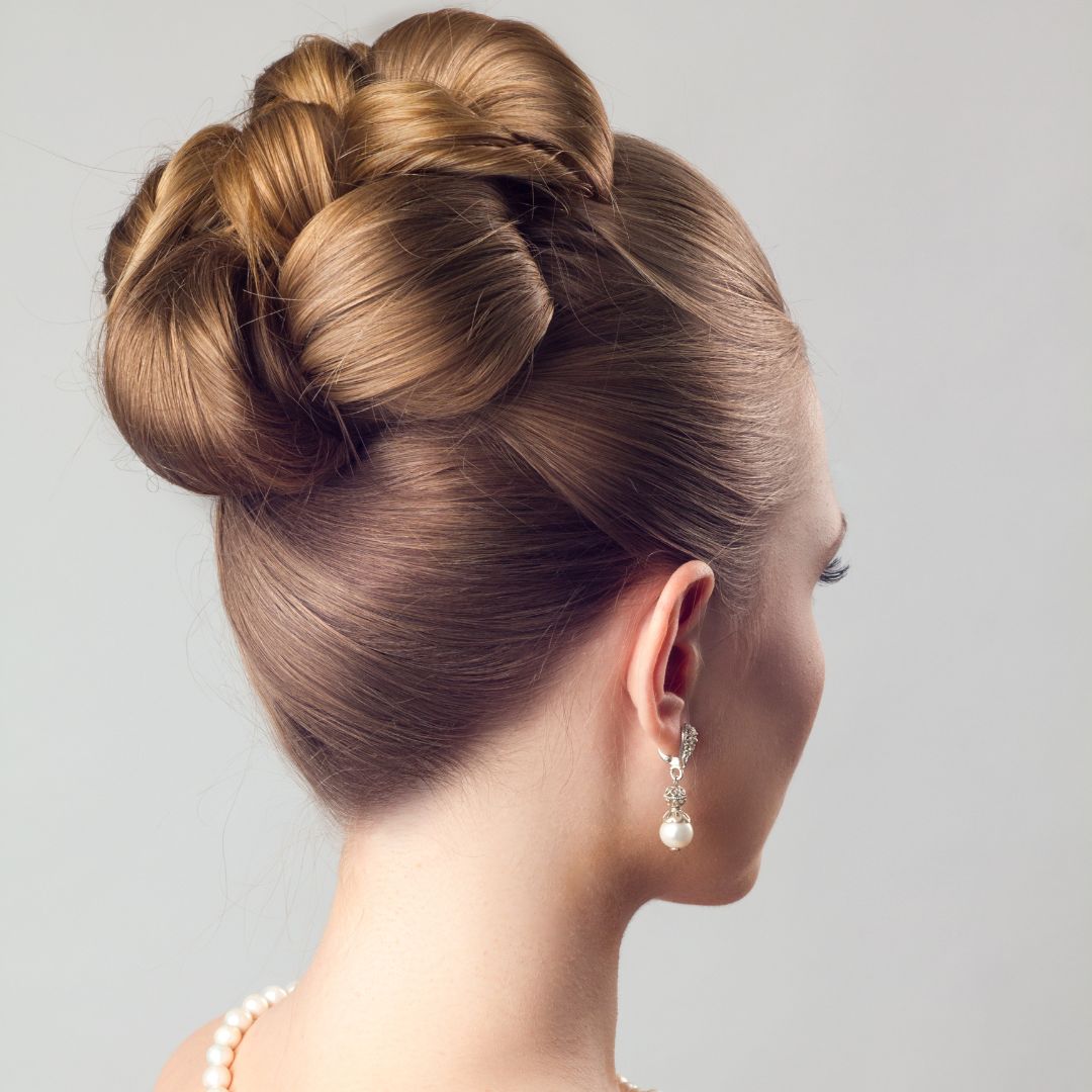 5 Tips for hairstyles for a civil wedding-Behairstyle.gr