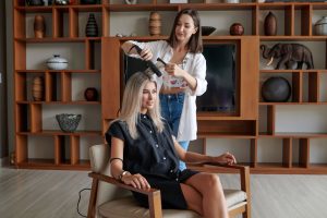 Hairdressers at home-Behairstyle.gr