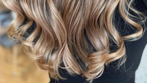 How to do balayage on hair-Behairstyle.gr