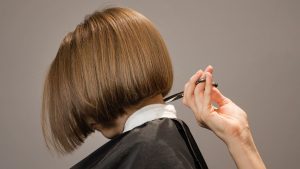 Short haircuts for women: 5 Tips-Behairstyle.gr